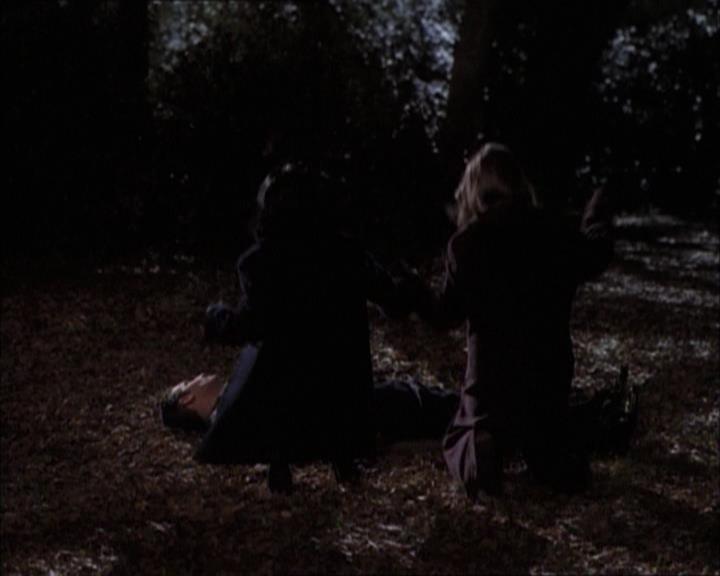 Charmed-Online-dot-net_112TheWendigo2210.jpg Charmed-Online-dot-net_112TheWendigo2210.jpg