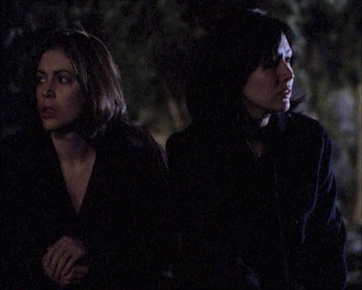 Charmed-Online-dot-net_112TheWendigo2221.jpg