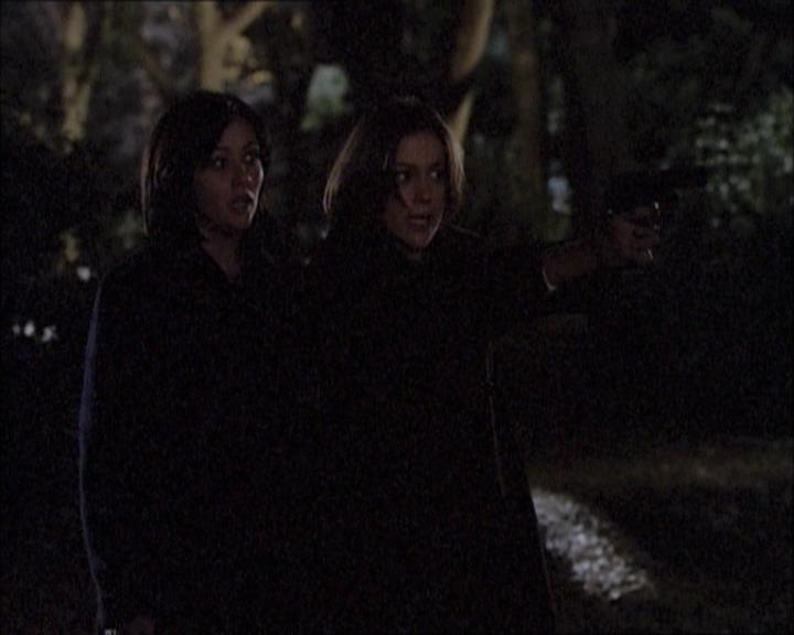 Charmed-Online-dot-net_112TheWendigo2245.jpg Charmed-Online-dot-net_112TheWendigo2245.jpg