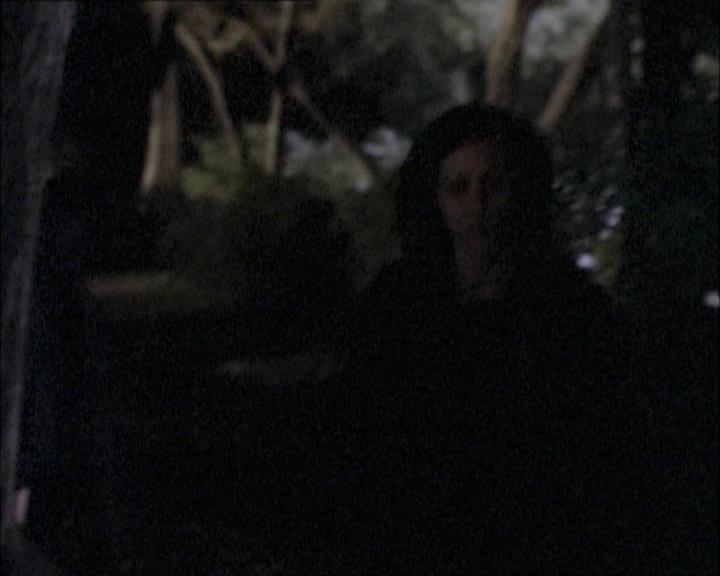 Charmed-Online-dot-net_112TheWendigo2307.jpg Charmed-Online-dot-net_112TheWendigo2307.jpg