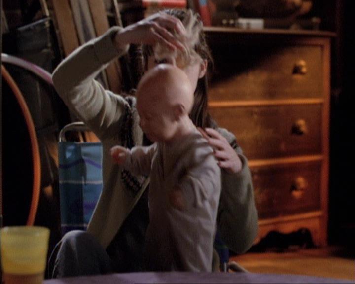 Charmed-Online-dot-net_114SecretsAndGuys0080.jpg Charmed-Online-dot-net_114SecretsAndGuys0080.jpg