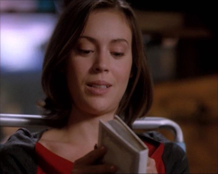 Charmed-Online-dot-net_114SecretsAndGuys0098.jpg Charmed-Online-dot-net_114SecretsAndGuys0098.jpg