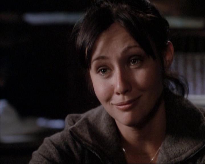 Charmed-Online-dot-net_114SecretsAndGuys0107.jpg Charmed-Online-dot-net_114SecretsAndGuys0107.jpg