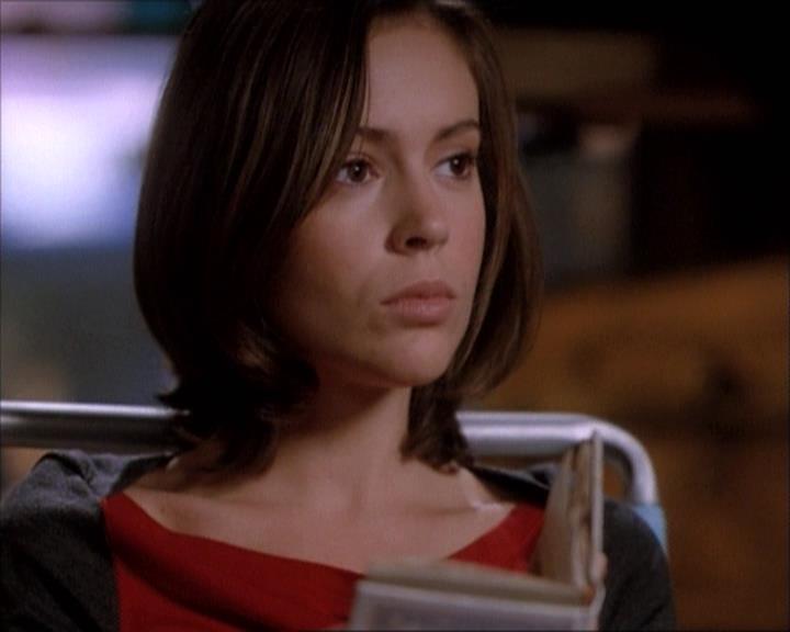 Charmed-Online-dot-net_114SecretsAndGuys0122.jpg Charmed-Online-dot-net_114SecretsAndGuys0122.jpg