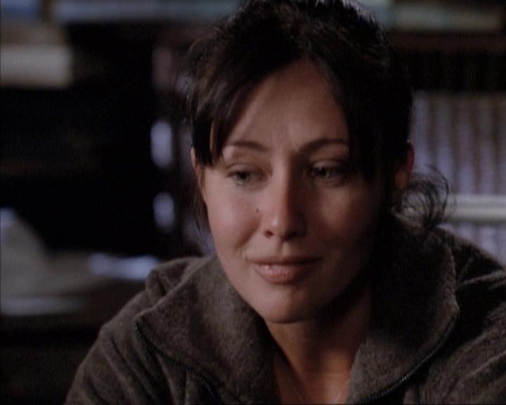 Charmed-Online-dot-net_114SecretsAndGuys0137.jpg Charmed-Online-dot-net_114SecretsAndGuys0137.jpg