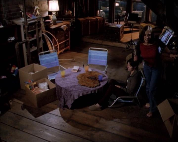 Charmed-Online-dot-net_114SecretsAndGuys0149.jpg Charmed-Online-dot-net_114SecretsAndGuys0149.jpg