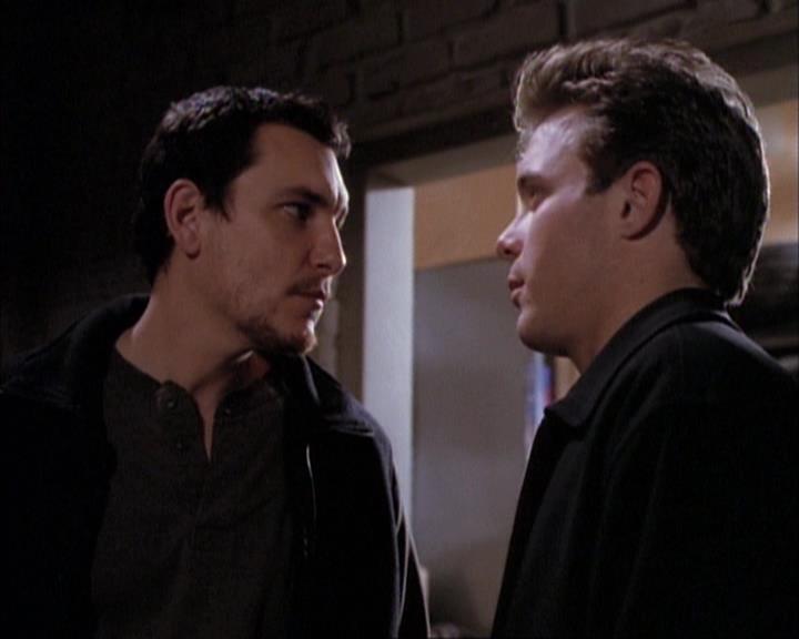 Charmed-Online-dot-net_114SecretsAndGuys0172.jpg Charmed-Online-dot-net_114SecretsAndGuys0172.jpg