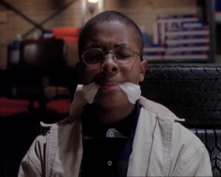 Charmed-Online-dot-net_114SecretsAndGuys0199.jpg Charmed-Online-dot-net_114SecretsAndGuys0199.jpg