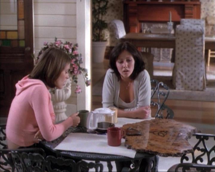 Charmed-Online-dot-net_114SecretsAndGuys0344.jpg Charmed-Online-dot-net_114SecretsAndGuys0344.jpg