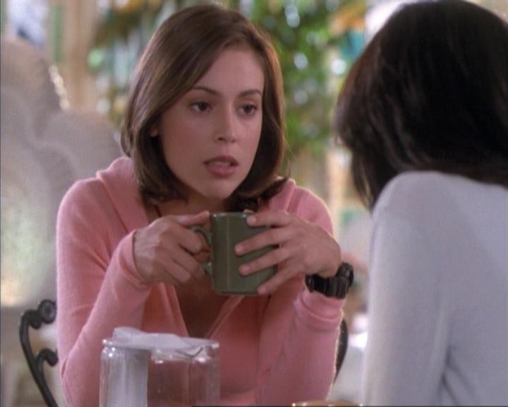 Charmed-Online-dot-net_114SecretsAndGuys0356.jpg Charmed-Online-dot-net_114SecretsAndGuys0356.jpg