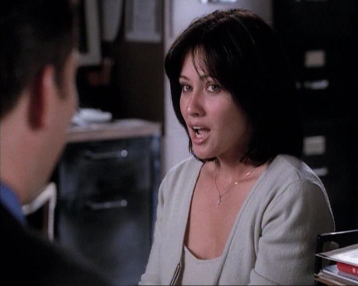 Charmed-Online-dot-net_114SecretsAndGuys0466.jpg Charmed-Online-dot-net_114SecretsAndGuys0466.jpg