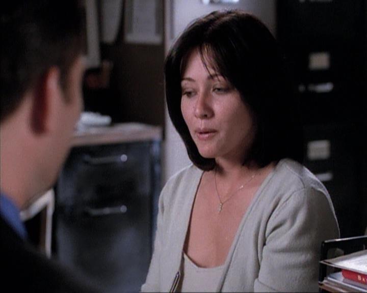 Charmed-Online-dot-net_114SecretsAndGuys0467.jpg Charmed-Online-dot-net_114SecretsAndGuys0467.jpg