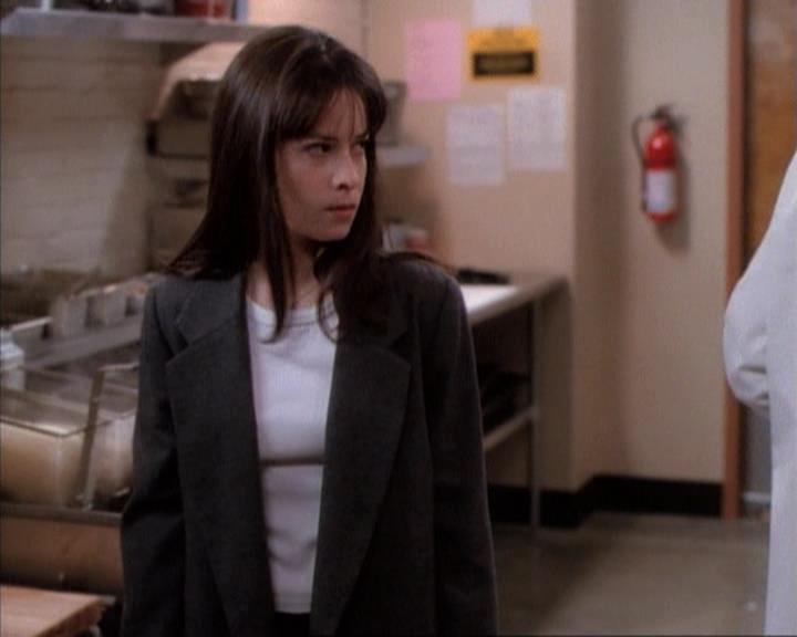 Charmed-Online-dot-net_114SecretsAndGuys0574.jpg Charmed-Online-dot-net_114SecretsAndGuys0574.jpg