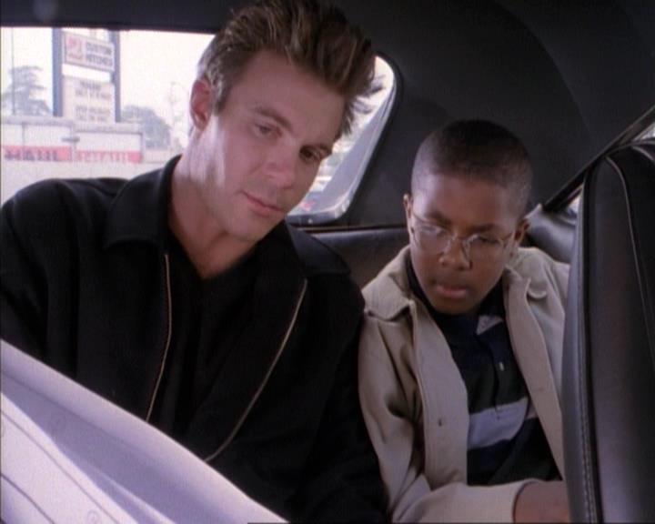 Charmed-Online-dot-net_114SecretsAndGuys0644.jpg Charmed-Online-dot-net_114SecretsAndGuys0644.jpg