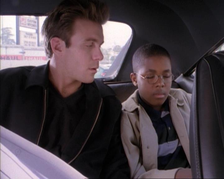 Charmed-Online-dot-net_114SecretsAndGuys0656.jpg Charmed-Online-dot-net_114SecretsAndGuys0656.jpg