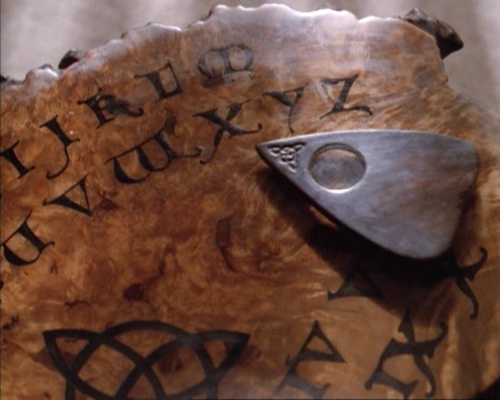 Charmed-Online-dot-net_114SecretsAndGuys0910.jpg Charmed-Online-dot-net_114SecretsAndGuys0910.jpg