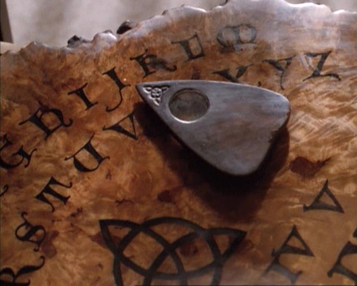 Charmed-Online-dot-net_114SecretsAndGuys0914.jpg Charmed-Online-dot-net_114SecretsAndGuys0914.jpg