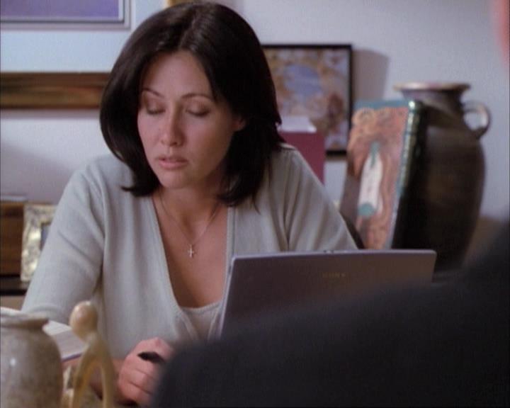 Charmed-Online-dot-net_114SecretsAndGuys0915.jpg Charmed-Online-dot-net_114SecretsAndGuys0915.jpg