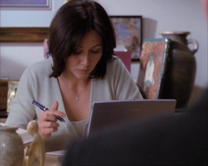 Charmed-Online-dot-net_114SecretsAndGuys0917.jpg Charmed-Online-dot-net_114SecretsAndGuys0917.jpg