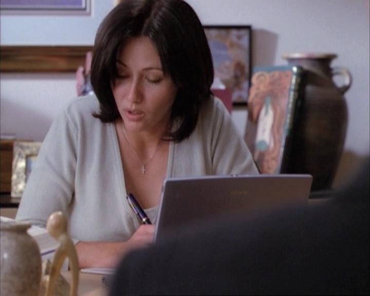 Charmed-Online-dot-net_114SecretsAndGuys0921.jpg Charmed-Online-dot-net_114SecretsAndGuys0921.jpg