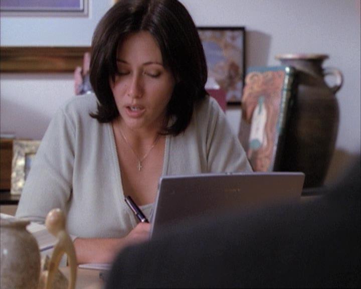 Charmed-Online-dot-net_114SecretsAndGuys0922.jpg Charmed-Online-dot-net_114SecretsAndGuys0922.jpg