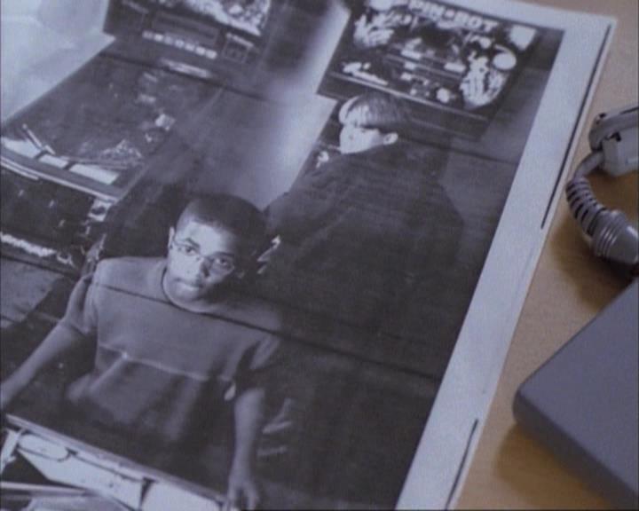 Charmed-Online-dot-net_114SecretsAndGuys0937.jpg Charmed-Online-dot-net_114SecretsAndGuys0937.jpg