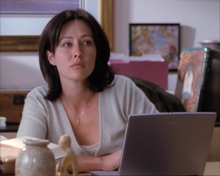 Charmed-Online-dot-net_114SecretsAndGuys1004.jpg Charmed-Online-dot-net_114SecretsAndGuys1004.jpg