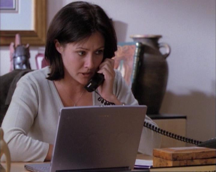 Charmed-Online-dot-net_114SecretsAndGuys1021.jpg Charmed-Online-dot-net_114SecretsAndGuys1021.jpg