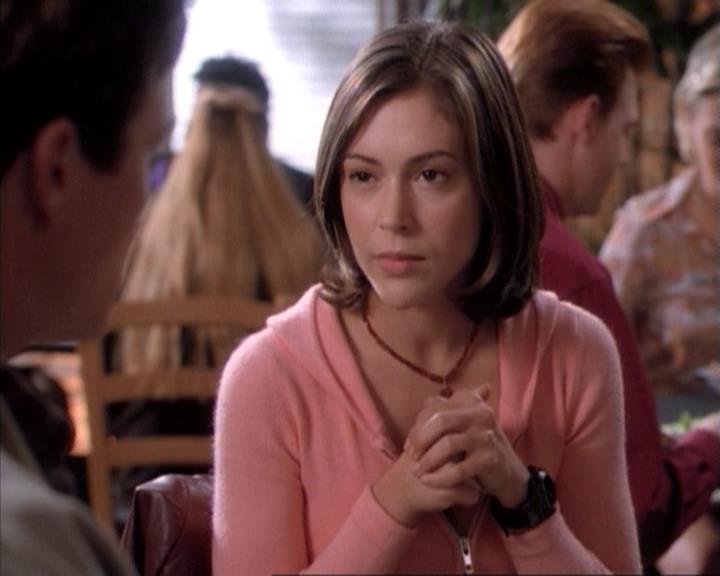 Charmed-Online-dot-net_114SecretsAndGuys1187.jpg Charmed-Online-dot-net_114SecretsAndGuys1187.jpg