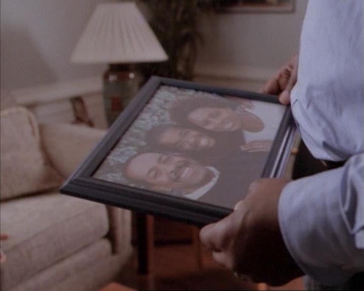 Charmed-Online-dot-net_114SecretsAndGuys1199.jpg Charmed-Online-dot-net_114SecretsAndGuys1199.jpg