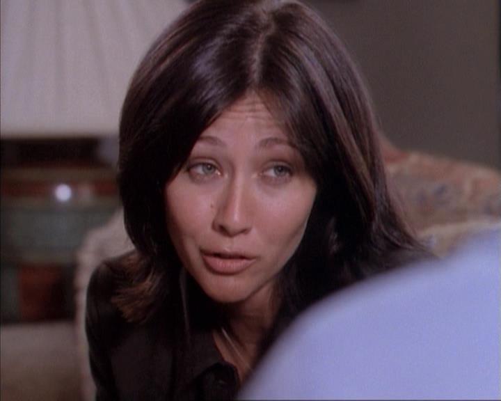 Charmed-Online-dot-net_114SecretsAndGuys1249.jpg Charmed-Online-dot-net_114SecretsAndGuys1249.jpg