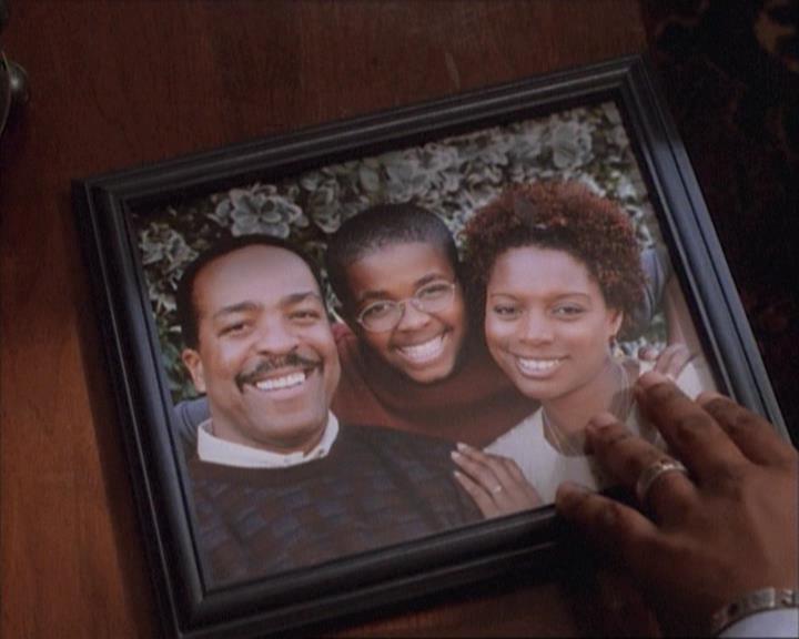 Charmed-Online-dot-net_114SecretsAndGuys1257.jpg Charmed-Online-dot-net_114SecretsAndGuys1257.jpg