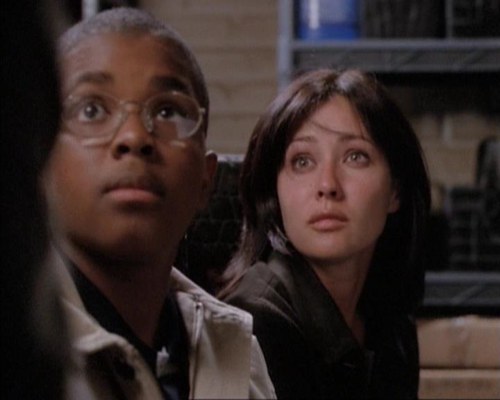 Charmed-Online-dot-net_114SecretsAndGuys1406.jpg Charmed-Online-dot-net_114SecretsAndGuys1406.jpg