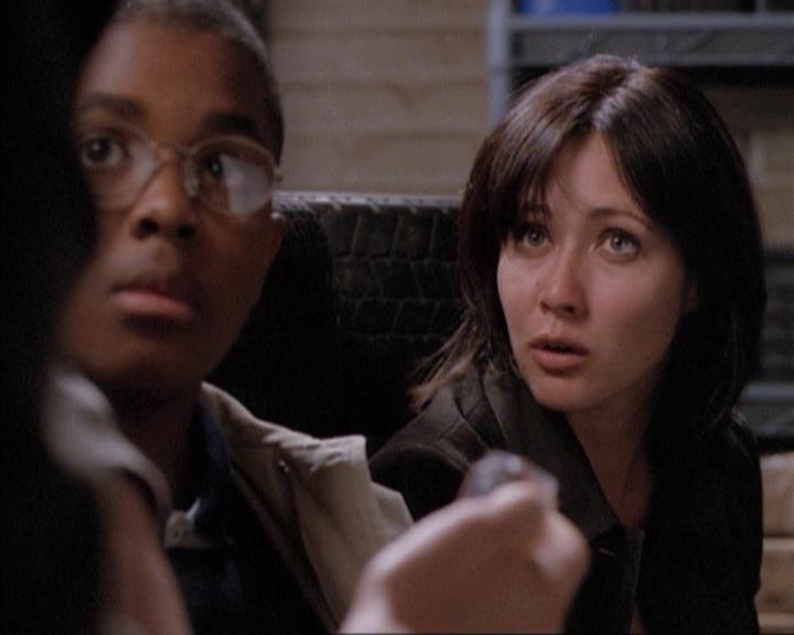 Charmed-Online-dot-net_114SecretsAndGuys1420.jpg Charmed-Online-dot-net_114SecretsAndGuys1420.jpg