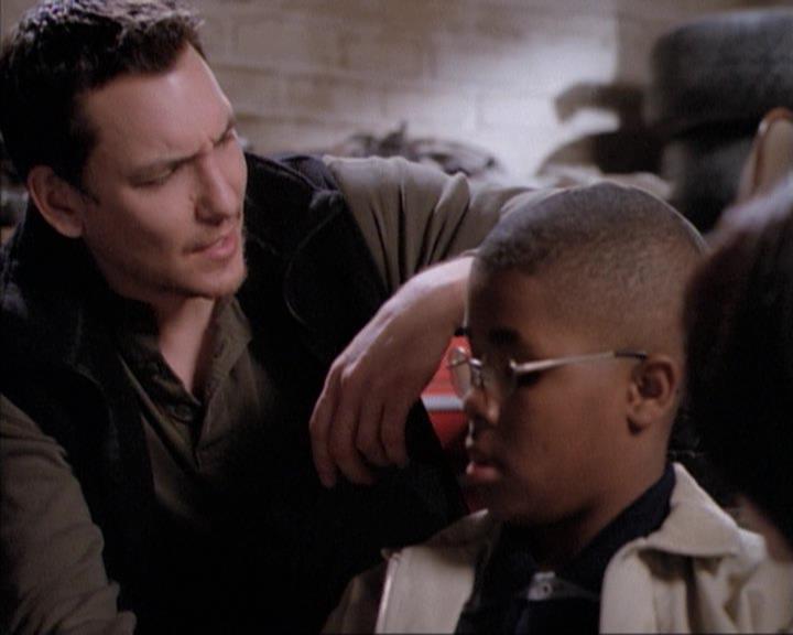 Charmed-Online-dot-net_114SecretsAndGuys1426.jpg Charmed-Online-dot-net_114SecretsAndGuys1426.jpg