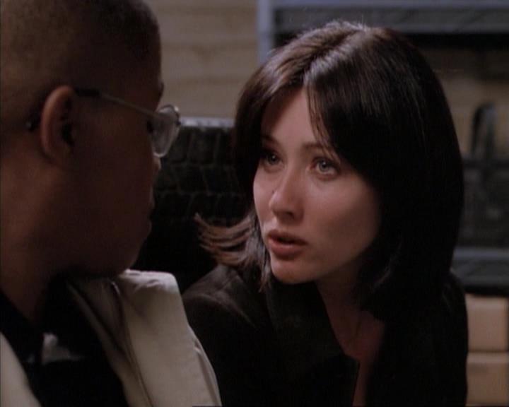 Charmed-Online-dot-net_114SecretsAndGuys1449.jpg Charmed-Online-dot-net_114SecretsAndGuys1449.jpg