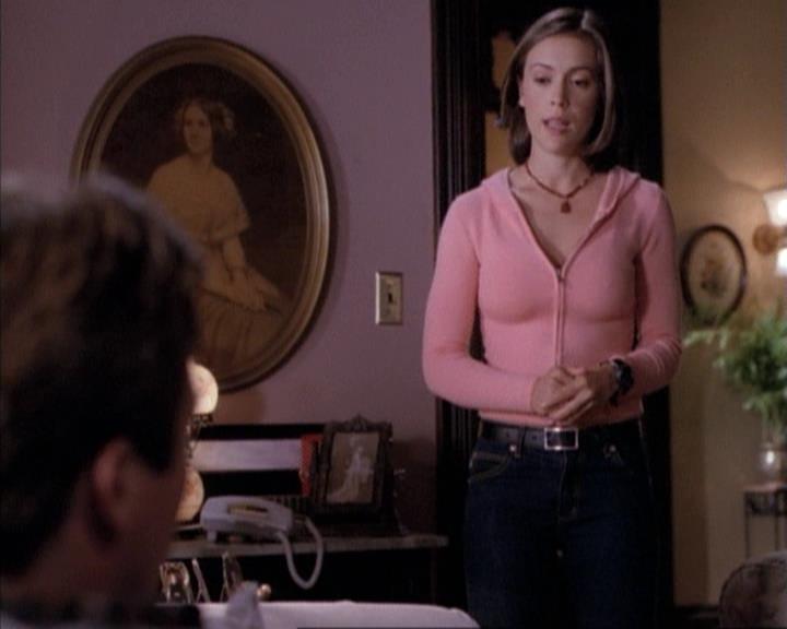 Charmed-Online-dot-net_114SecretsAndGuys1658.jpg Charmed-Online-dot-net_114SecretsAndGuys1658.jpg