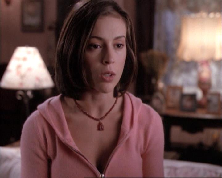 Charmed-Online-dot-net_114SecretsAndGuys1669.jpg Charmed-Online-dot-net_114SecretsAndGuys1669.jpg