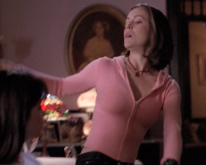 Charmed-Online-dot-net_114SecretsAndGuys1715.jpg Charmed-Online-dot-net_114SecretsAndGuys1715.jpg