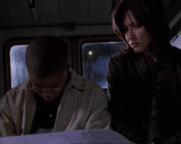 Charmed-Online-dot-net_114SecretsAndGuys2004.jpg Charmed-Online-dot-net_114SecretsAndGuys2004.jpg