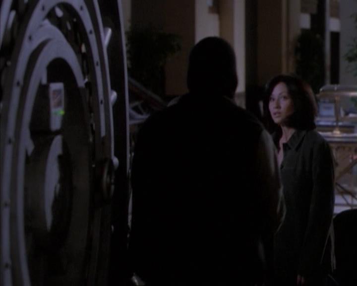 Charmed-Online-dot-net_114SecretsAndGuys2079.jpg Charmed-Online-dot-net_114SecretsAndGuys2079.jpg