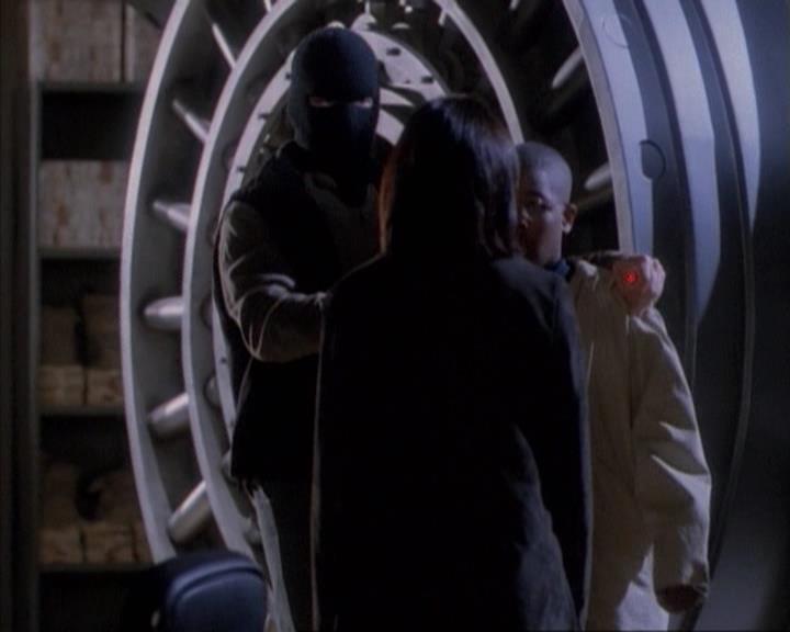 Charmed-Online-dot-net_114SecretsAndGuys2081.jpg Charmed-Online-dot-net_114SecretsAndGuys2081.jpg