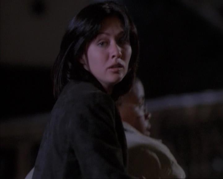 Charmed-Online-dot-net_114SecretsAndGuys2114.jpg Charmed-Online-dot-net_114SecretsAndGuys2114.jpg