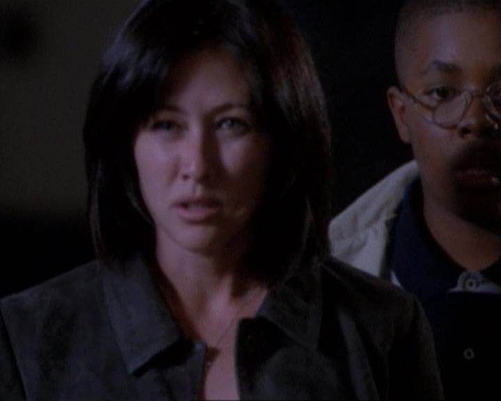 Charmed-Online-dot-net_114SecretsAndGuys2125.jpg Charmed-Online-dot-net_114SecretsAndGuys2125.jpg