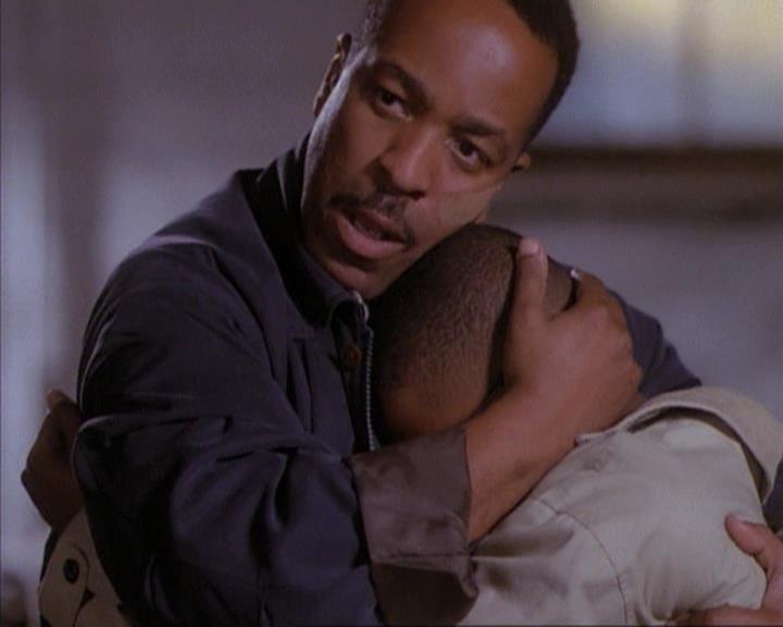 Charmed-Online-dot-net_114SecretsAndGuys2222.jpg Charmed-Online-dot-net_114SecretsAndGuys2222.jpg