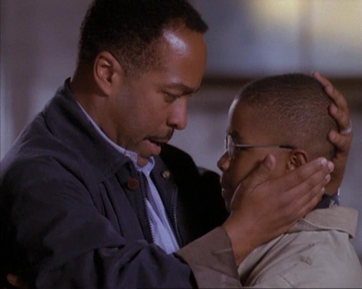 Charmed-Online-dot-net_114SecretsAndGuys2226.jpg Charmed-Online-dot-net_114SecretsAndGuys2226.jpg