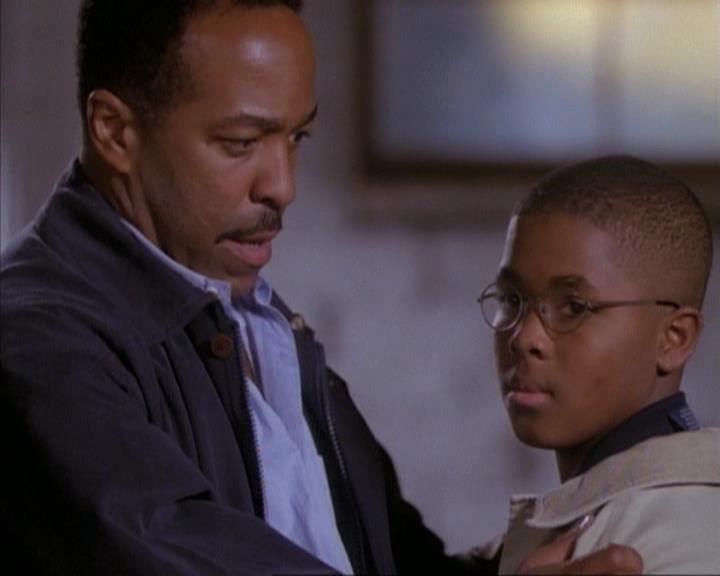 Charmed-Online-dot-net_114SecretsAndGuys2242.jpg Charmed-Online-dot-net_114SecretsAndGuys2242.jpg