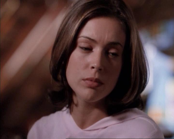 Charmed-Online-dot-net_114SecretsAndGuys2314.jpg Charmed-Online-dot-net_114SecretsAndGuys2314.jpg