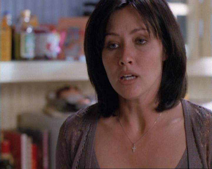 Charmed-Online-dot-net_115IsThereAWoogyInTheHouse0072.jpg