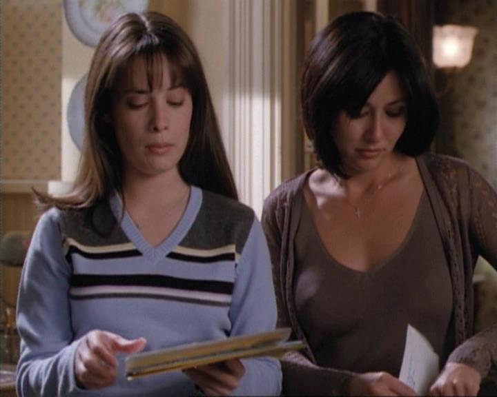 Charmed-Online-dot-net_115IsThereAWoogyInTheHouse0203.jpg